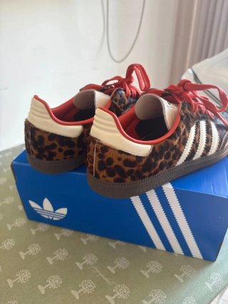 Adidas Samba OG Leopardo Rojo Talla 37