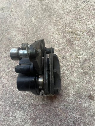 Pinza Freno Delantero Izquierda Piaggio X9 250