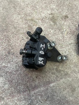 Pinza Freno Delantero Izquierda Piaggio X9 250