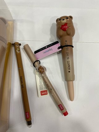 Legami Kit 4 Orsetti: Astuccio, 2 Penne, Portachia