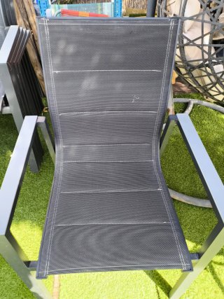 Conjunto de 5 Sillas de Exterior 5€ por unidad