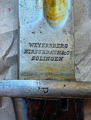 Bonito hierro de fabricación alemána.