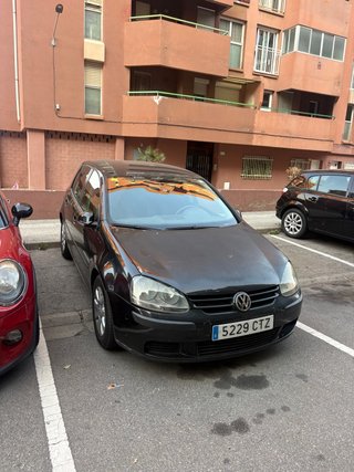 Volkswagen Golf 2004