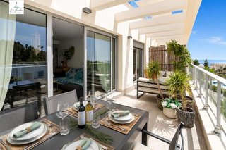 Piso en venta en Calaburra - Chaparral en Mijas