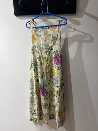 Lote de vestidos T. 42-44-46 de diferentes marcas