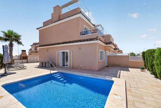 Chalet en venta en Los Balcones - Los Altos del Edén en Torrevieja