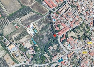 Solar en venta en Zona Ayuntamiento en Alhendín