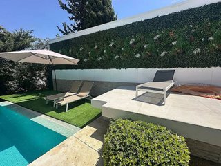 Chalet en alquiler en Los Naranjos - Las Brisas en Marbella