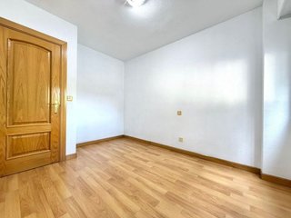 Piso en venta en Pryconsa - Poligono Europa en Alcalá de Henares
