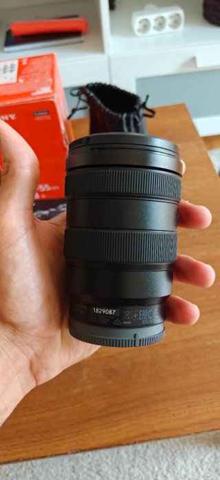 Objetivo Sony E APS-C SEL1655G 16-55mm f2.8 G