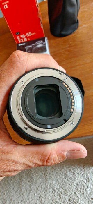 Objetivo Sony E APS-C SEL1655G 16-55mm f2.8 G