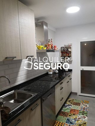 Piso en alquiler en Pino Montano - Consolación - Las Almenas en Sevilla