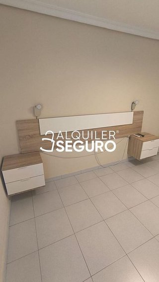 Piso en alquiler en Poligono Norte - Villegas - La Fontanilla en Sevilla