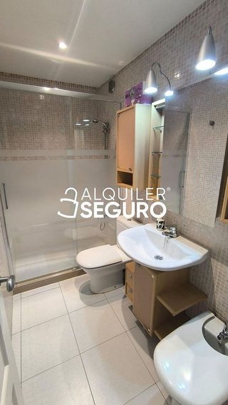 Piso en alquiler en Poligono Norte - Villegas - La Fontanilla en Sevilla
