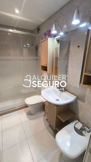 Piso en alquiler en Poligono Norte - Villegas - La Fontanilla en Sevilla