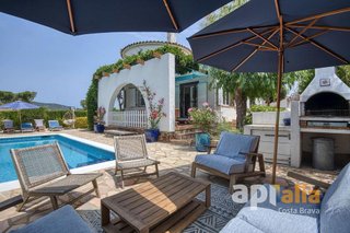 Chalet en venta en Cabanyes-Mas Ambrós-Mas Pallí en Calonge