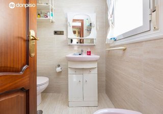 Piso en venta en Cervantes en Granada