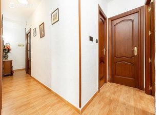 Piso en venta en Cervantes en Granada