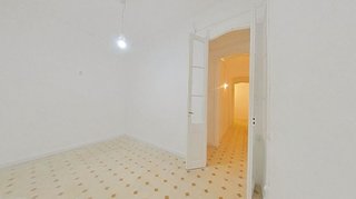Piso en venta en La Font de la Guatlla en Barcelona