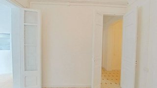 Piso en venta en La Font de la Guatlla en Barcelona