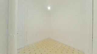 Piso en venta en La Font de la Guatlla en Barcelona
