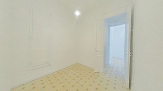 Piso en venta en La Font de la Guatlla en Barcelona