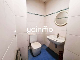 Local comercial en venta en Hospital en Jaén