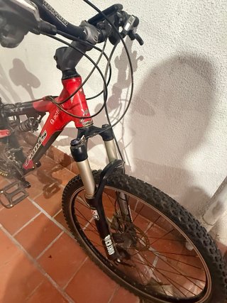 Bicicleta Jamis XLT 1.0 Roja