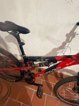 Bicicleta Jamis XLT 1.0 Roja