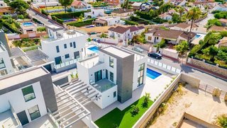 Chalet en venta en Los Balcones - Los Altos del Edén en Torrevieja