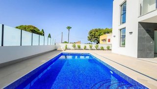 Chalet en venta en Los Balcones - Los Altos del Edén en Torrevieja