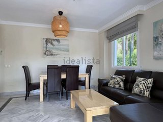 Piso en alquiler en Nueva Andalucía centro en Marbella