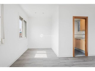 Piso en venta en El Guinardó en Barcelona