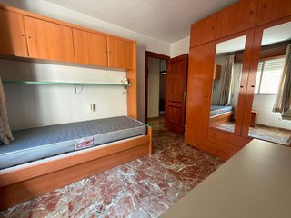 Piso en alquiler en Camino de Ronda - Rosaleda en Granada