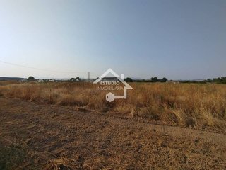 Terreno en venta en Viana
