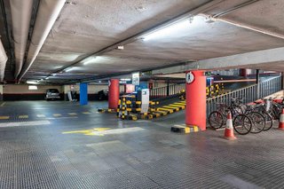 Garaje en alquiler en L'Antiga Esquerra de l'Eixample en Barcelona