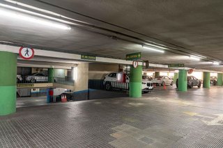 Garaje en alquiler en L'Antiga Esquerra de l'Eixample en Barcelona