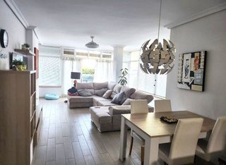 Piso en venta en Calaburra - Chaparral en Mijas