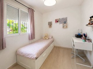 Piso en venta en Calaburra - Chaparral en Mijas