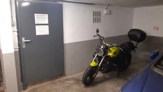 Garaje en venta en Eixample - Sant Oleguer en Sabadell