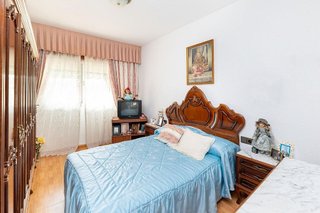 Piso en venta en Cervantes en Granada
