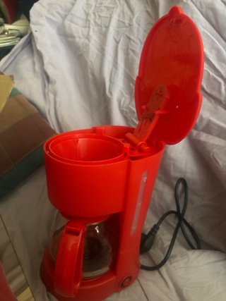 Cafetera Eléctrica Roja 6 Tazas