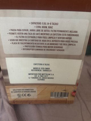 Cafetera Eléctrica Roja 6 Tazas