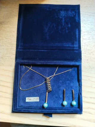 Conjunto Plata Ley Collar y Pendientes