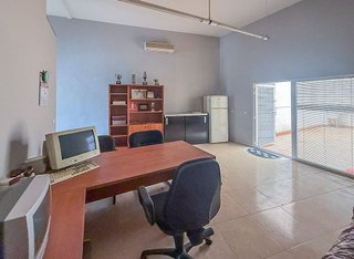Local comercial en venta en Plaza de Toros - Santa Rita en Almería