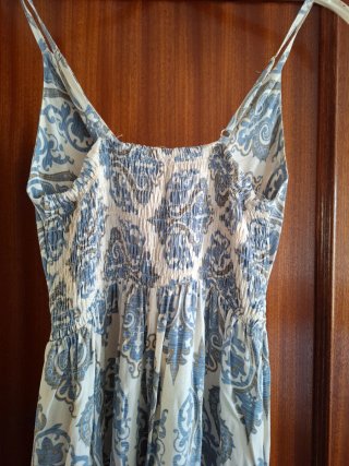 Vestido largo estampado azul y blanco