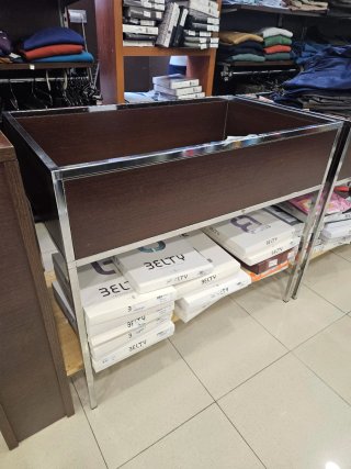 Muebles expositores de comercio