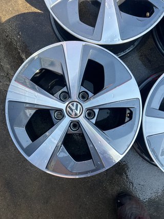 Llantas Volkswagen 16 (4 Unidades)