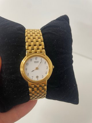 Reloj Seiko Dorado con Correa Metálica