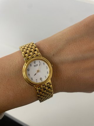 Reloj Seiko Dorado con Correa Metálica